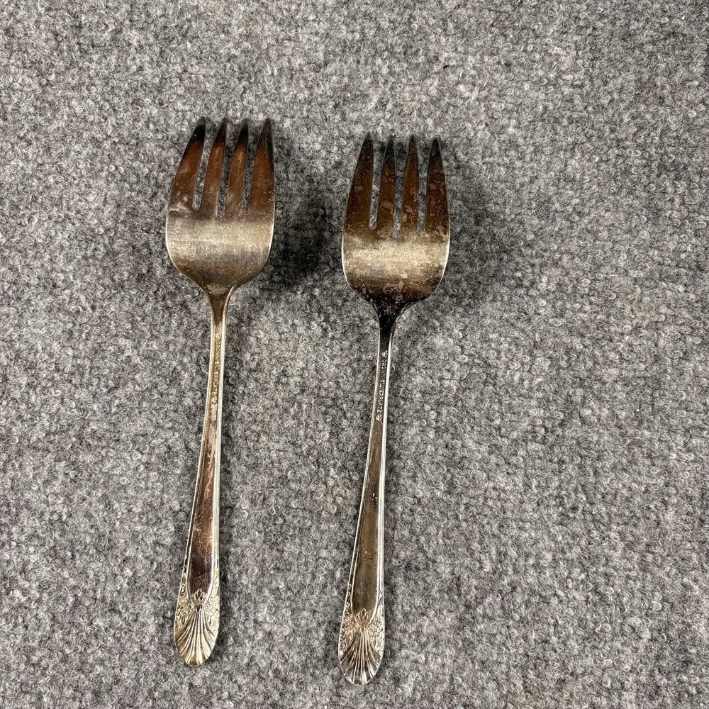2 Vintage International Silver Radiance Meat Serving Fork Crown Silverplate 8.5